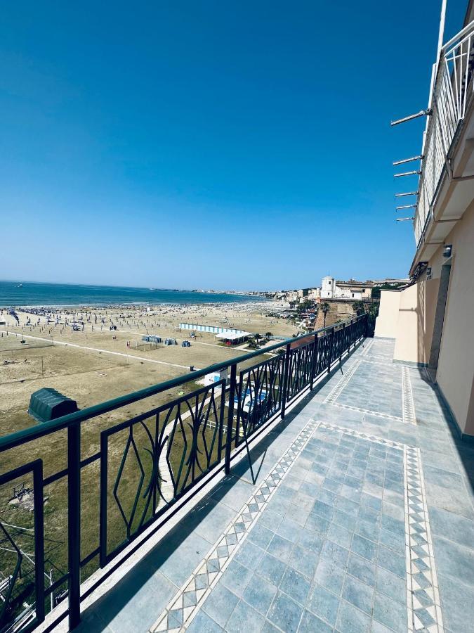 Newhouse Victoria - Sea View Apartment Nettuno Bagian luar foto